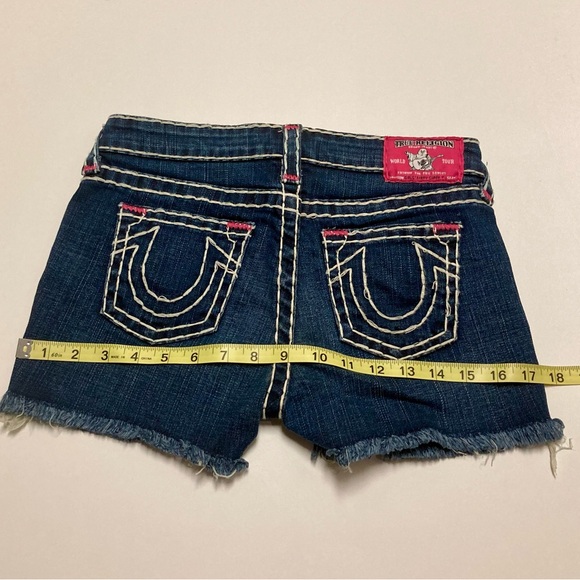 Girl’s True Religion shorts - Picture 9 of 9
